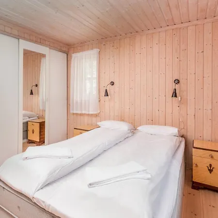 House Semesterbostad *